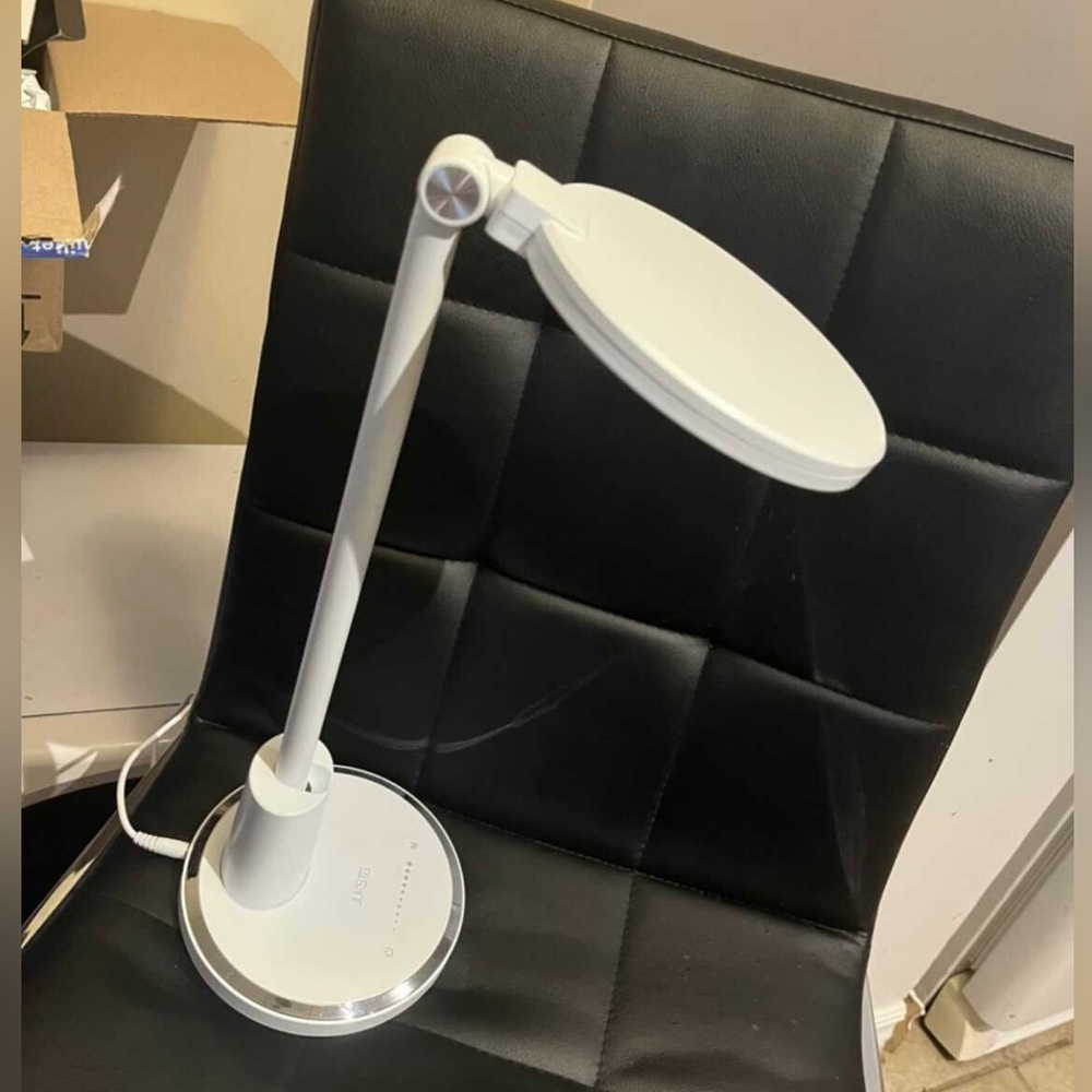 Brand new deal lamp